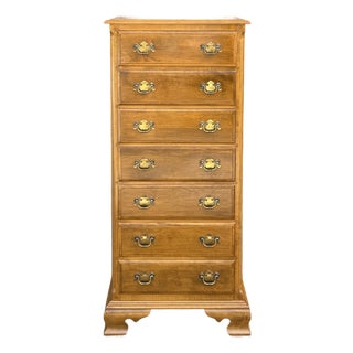 1970s Ethan Allen Heirloom Collection Solid Traditional Solid Maple 7 Drawer Lingerie Chest (10-5354 Nutmeg) For Sale