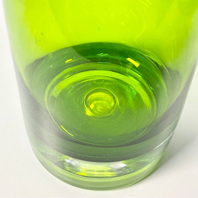 1970s Vintage Polish Boho Chic Hollywood Regency Hand Blown Glass Vase. For Sale - Image 13 of 15