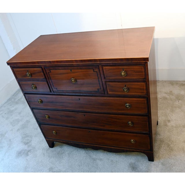 Scottish Georgian Sheraton Chest of Drawers in Mahogany, 1820s For Sale - Image 4 of 14