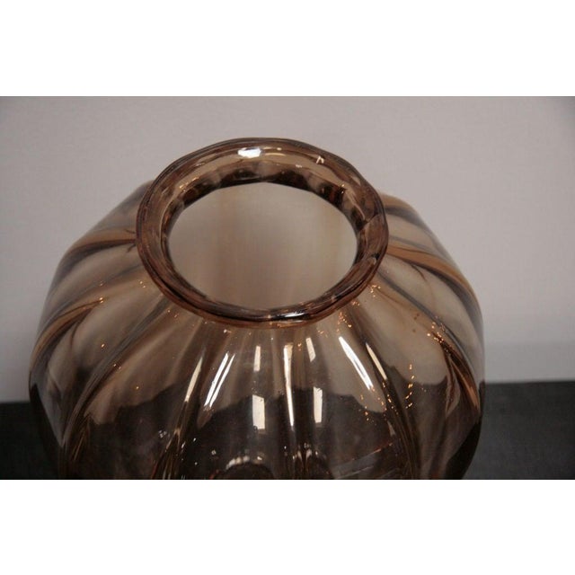 Napoleone Martinuzzi Italian Glass Vase For Sale In Los Angeles - Image 6 of 9