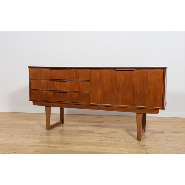 Mid-Century Modern Mid-Century Teak Sideboard, United Kingdom, 1960s For Sale - Image 3 of 18