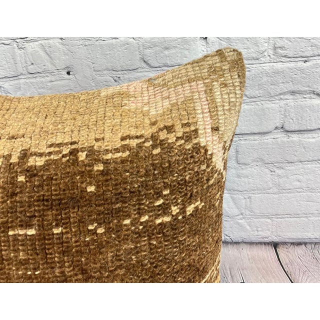 Turkish 20 x 20 Rug Pillow Sultanate Golden Turkish Pillow Cushion Cover For Sale - Image 3 of 4