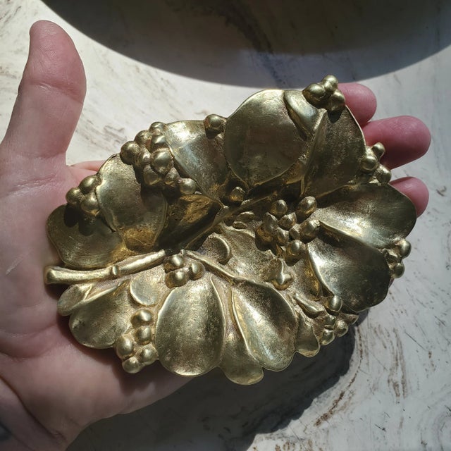 American 1950s Vintage Brass Mistletoe Catchall For Sale - Image 3 of 5