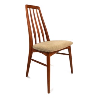 Single Danish Mid-Century Modern "Eva" Dining Chair W/ Sculpted Back in Teak by Niels Koefoed for Koefoeds Hornslet, Denmark, C. 1970s For Sale