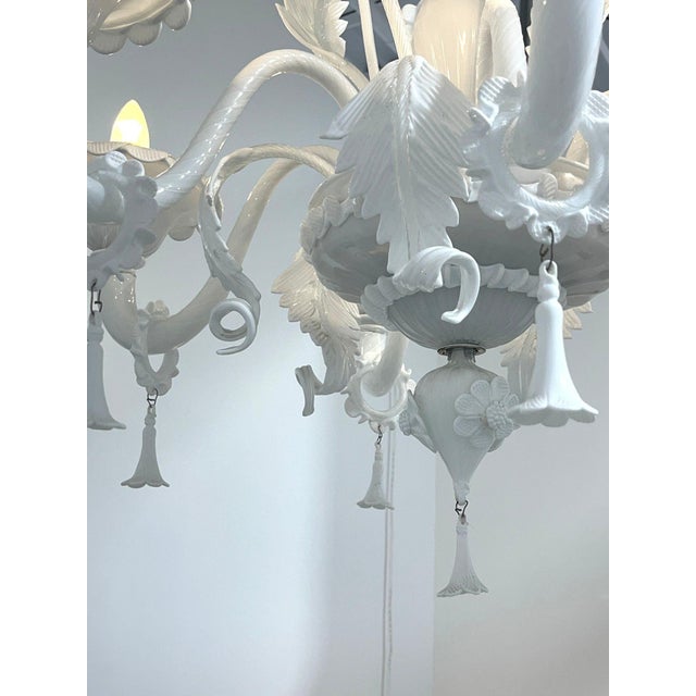 2010s White Murano Glass Chandelier by LaMurrina For Sale - Image 5 of 9