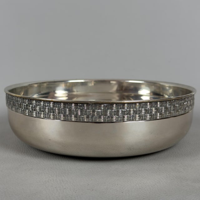 A refined Italian design piece, combining classic elegance with the purity of contemporary lines. This exquisite...