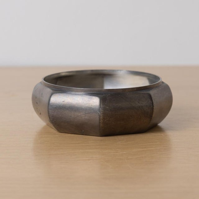 Art Deco 1930s French Art Deco Pewter Octagon Dish For Sale - Image 3 of 9