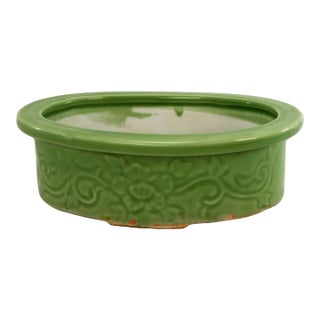 Japanese Porcelain Celadon Footed Bulb Pot 1920's/30's For Sale