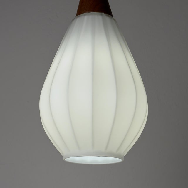 Vintage Pendant Lamp in Glass and Wood from Targetti Sankey, Italy, 1970s For Sale - Image 6 of 12