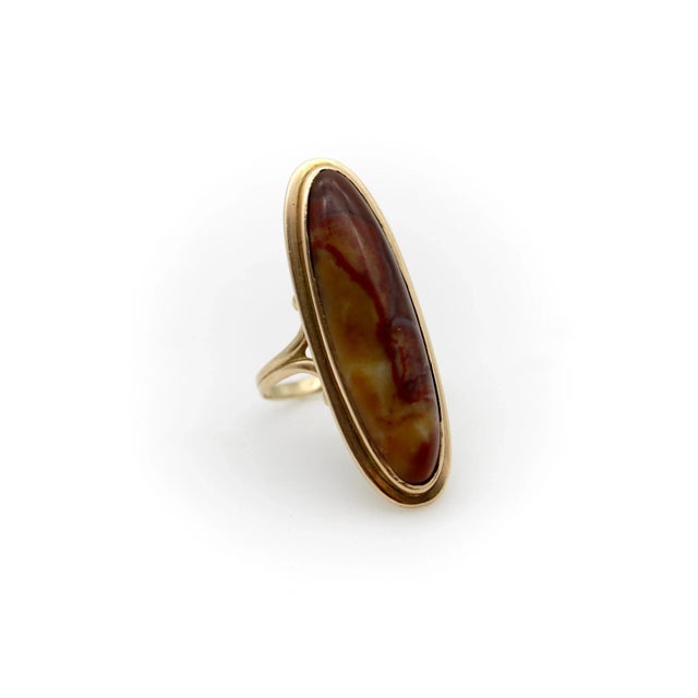 Victorian Victorian 18K Gold and Agate Cabochon Ring Size 7 For Sale - Image 3 of 10