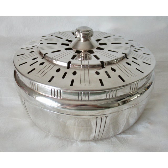 Vintage; Bernard Rice's & Sons, Apollo, Silver-plated Art Deco-Style, covered vegetable or tureen, which features a...
