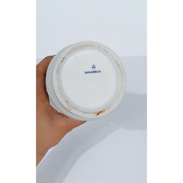 Vintage White and Blue Ceramic Apothecary Jar for Opium from Sargadelos, Spain, 1970s For Sale - Image 4 of 12