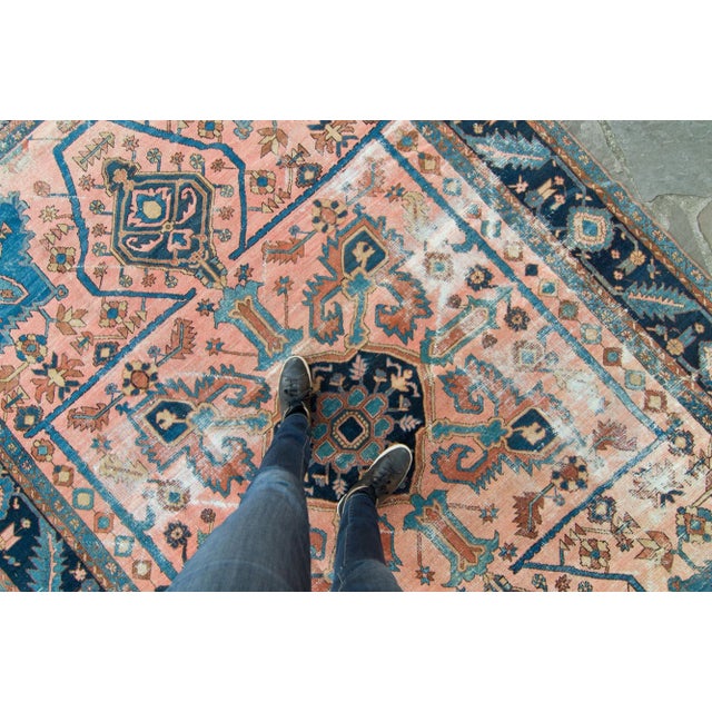 ✂ - - - - - m e a s u r e m e n t s: 7'6" x 11’3”, 90“ x 135“, 228.6cm x 342.9cm, 33.4 Lbs C O L O R S Base: light...