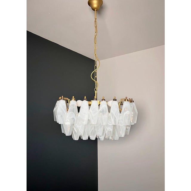 Mid-Century Modern Murano Poliedri Chandelier with White Alabaster Glasses by Carlo Scarpa For Sale - Image 3 of 18