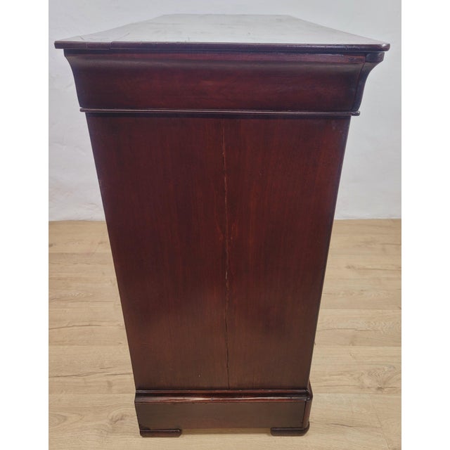 Victorian English Chest of Drawers in Mahogany, 1890 For Sale - Image 11 of 18