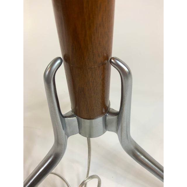 Mid Century Gerald Thurston Lightolier Wood and Metal Floor Lamp For Sale - Image 4 of 9
