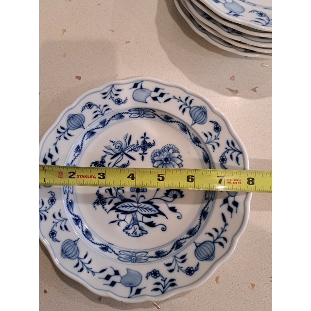 English Early 1900's Meissen Salad Plates - Set of 6 For Sale - Image 3 of 16