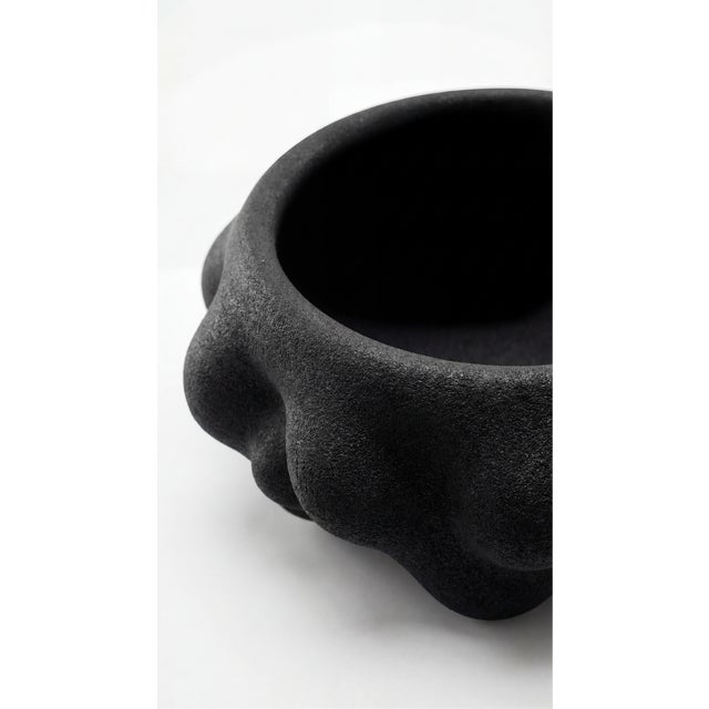 Contemporary 3D Printed Black Sand Vase by Bryant Creative Industries S.L. For Sale - Image 3 of 6