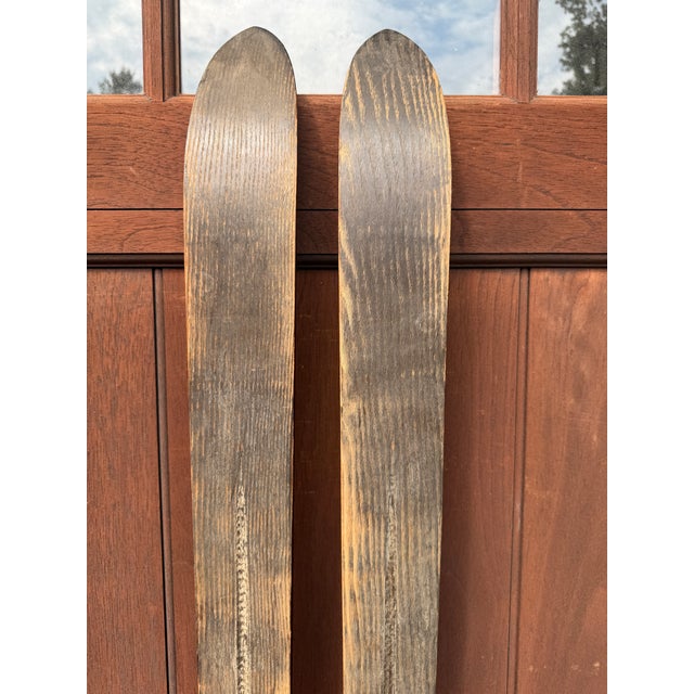 Antique Paris Mfg. Co. Wooden Skis – South Paris, Maine – Vintage Downhill Skis With Original Metal Bindings – Rustic Ski Lodge Wall Decor For Sale - Image 4 of 16