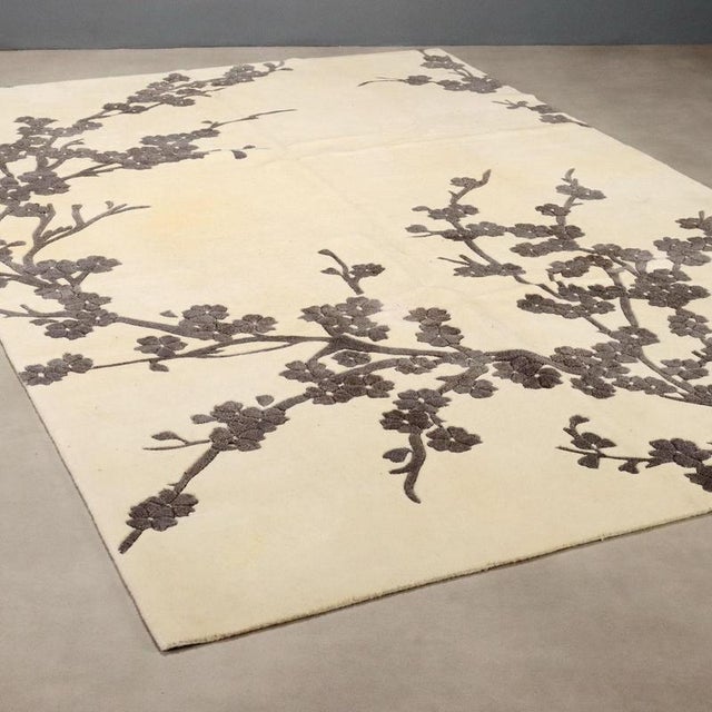 White Middle Eastern Floral Gabbeh Rug in Wool For Sale - Image 8 of 8