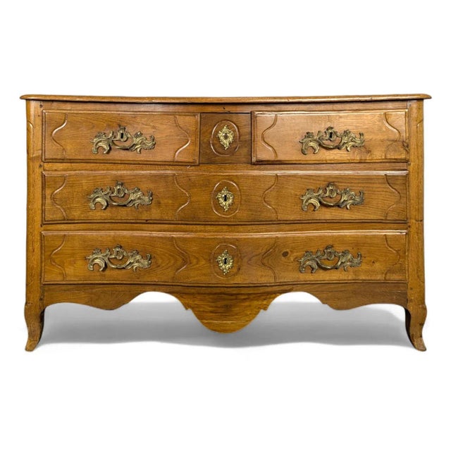 Louis XV Chest of Drawers in Light Oak For Sale - Image 6 of 6