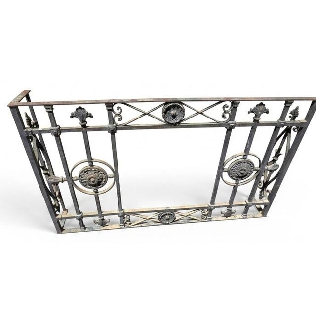 Neoclassical Early 19th Century French Neoclassic and Régence Style Wrought Iron Balcony Railing For Sale - Image 3 of 5