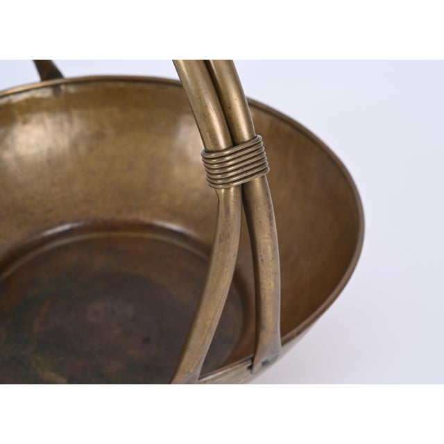 Metal Italian Basket Magazine Rack in Brass, Italy, 1940s For Sale - Image 7 of 18