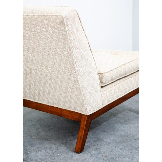 Mid Century Modern Lounge Chairs Slipper White Tufted Pair Set 2 Vintage MCM 60s For Sale - Image 11 of 12