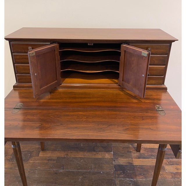 Auburn Pennsylvania House Ladies Writing Desk and Chair For Sale - Image 8 of 16