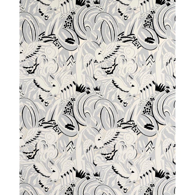 A dense and dynamic pattern plucked from our archive, Parrots Moderne is a large-scale botanical bird design with a...