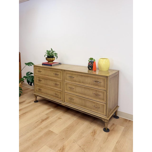 Mid-Century Modern Vintage MCM Gray Washed Blonde Dresser Six Drawer With Metal Handles For Sale - Image 3 of 13
