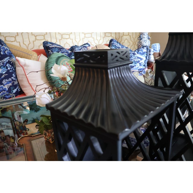 Early 21st Century Global Views Williamsburg Black Chinoiserie Pagoda Wall Shelves / Decorative Sconces — A Pair For Sale - Image 5 of 18