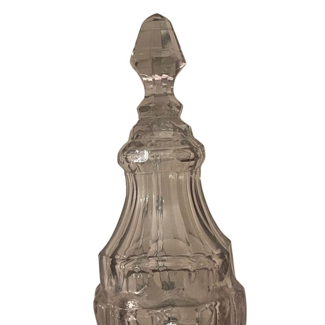 French Pair of French Gilt Bronze and Crystal Wall Sconces, Late 19th Century. For Sale - Image 3 of 11