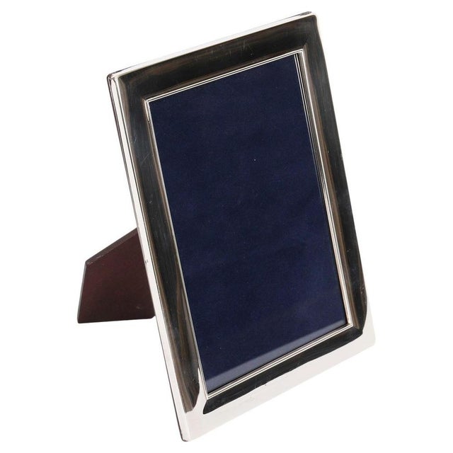 Vintage Rectangular Sterling Silver Portrait Photo Frame attributed to Carrs, 20th Century For Sale - Image 10 of 10