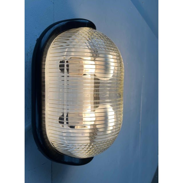 Flos Mid-Century Modern Italian Space Age Model Noce Wall Lamp by Achille Castiglioni for Flos, 1970s For Sale - Image 4 of 18