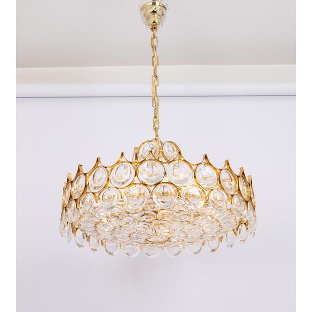 Large Gilt Brass and Crystal Chandelier attributed to Sciolari for Palwa, Germany, 1970s For Sale - Image 16 of 17