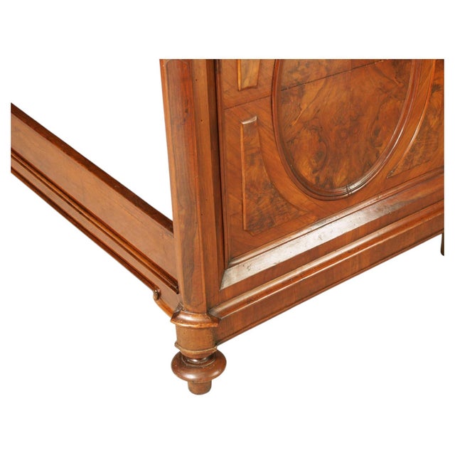 Antique Italian Double Bed in Walnut Burl, Bassano del Grappa, 1890s For Sale - Image 9 of 11