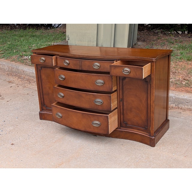 Drexel Mahogany Buffet - 1980s Traditional Sideboard and Credenza For Sale - Image 9 of 10
