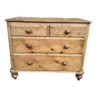 19th Century English Pine Chest of Drawers For Sale