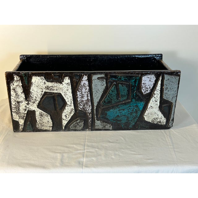 Black Ceramic Planter attributed to Victor Cerrato, 1960s For Sale - Image 8 of 8
