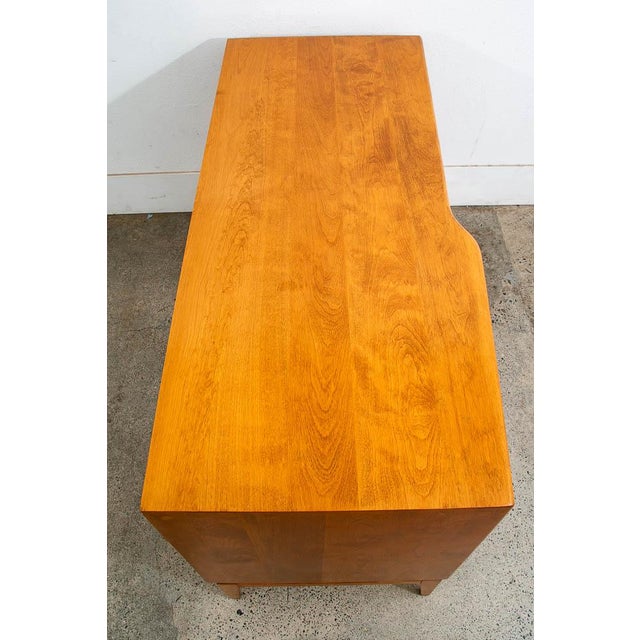 Heywood-Wakefield 1960s Mid Century Modern Desk Blonde Shelf Maple Wood Heywood Wakefield Drawers Office For Sale - Image 4 of 12
