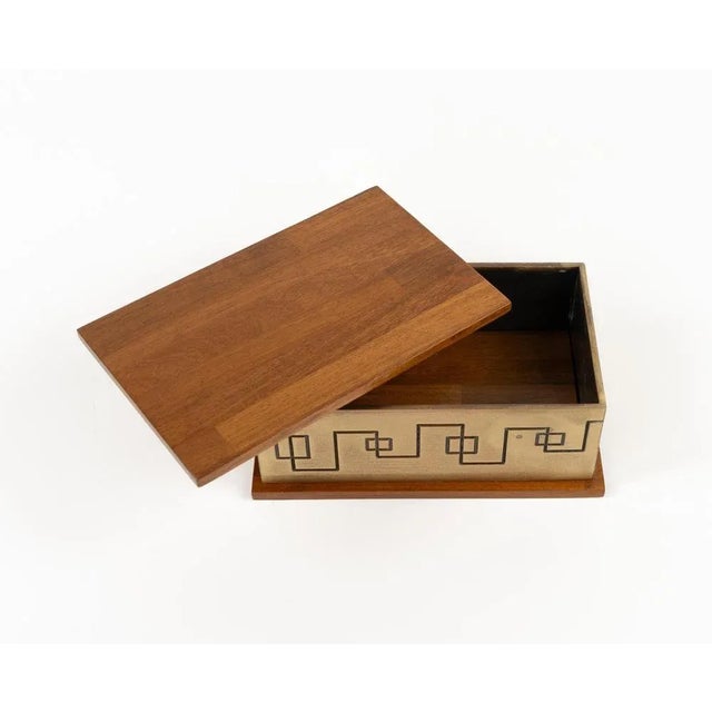 Rectangular Box in Brass and Wood, Italy, 1970s For Sale - Image 9 of 18