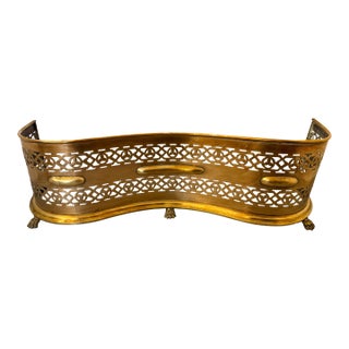 Antique French Victorian Serpentine Fireplace Fender From Early 19th Century For Sale