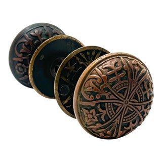 1890s American Bronze Door Knobs With Rosettes - A Pair For Sale