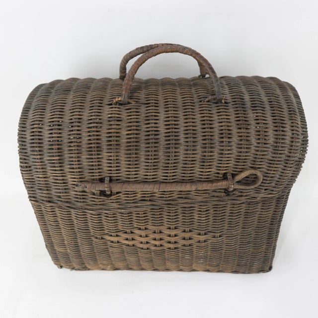 Vintage Woven Rattan Picnic Basket With Handle & Lid – Handwoven Storage & Décor For Sale - Image 4 of 11