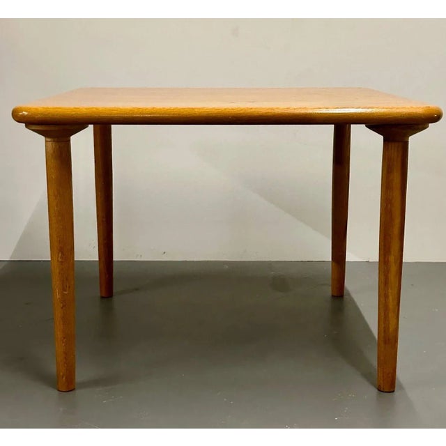 American Mid-Century Modern Square Card, Game / Breakfast Table by Knoll Bearing the Knoll International label this Maple...