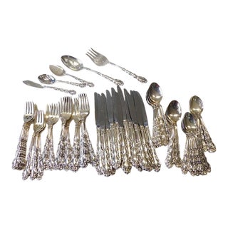 1971 Mid Century Modern Modernist Oneida Community Beethoven Rose Silverplate Flatware - Set of 65 For Sale