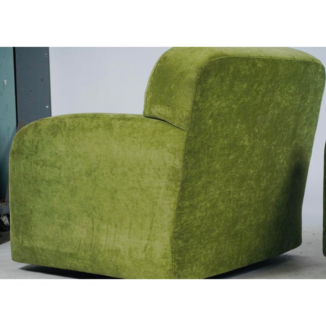 Mid 20th Century Pair of Moss Green Suede Lounge Chairs | Deep Seat Modern Club Chairs For Sale - Image 4 of 5