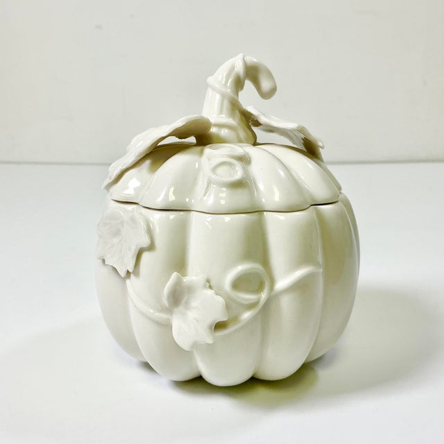 Vintage Americana Boho Chic Hollywood Regency Blanc De Chin Pumpkin Box, Halloween & Thanksgiving For Sale - Image 4 of 11