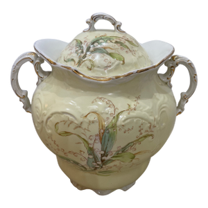 Early 20th Century Lily Jar or Vase Porcelain From England